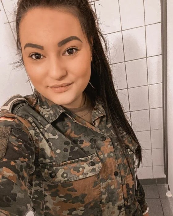 Elaina6678 Profile image 2