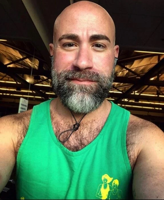 mjmiami Profile image 1