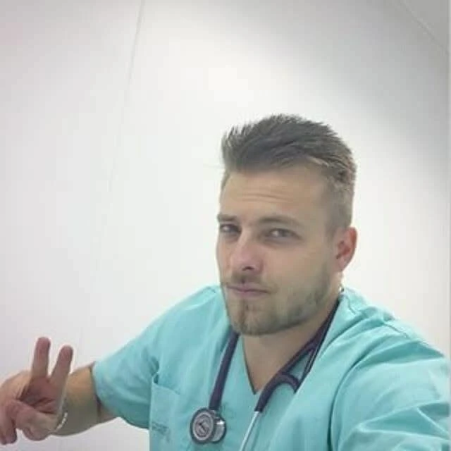 CatchmyEye01 Profile image 1