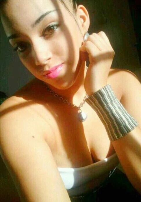 analise00 Profile image 3