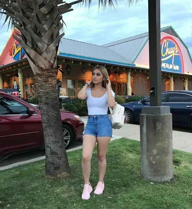 bostongirl222 Profile image 1