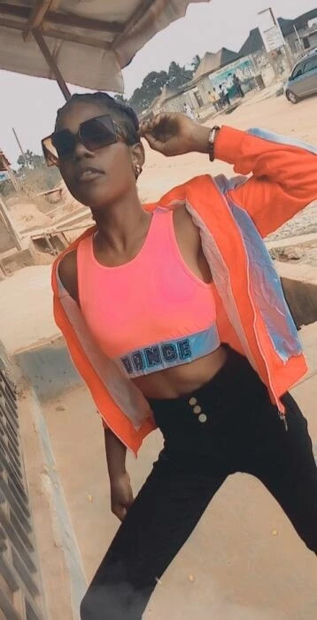 Lvly Profile image 2