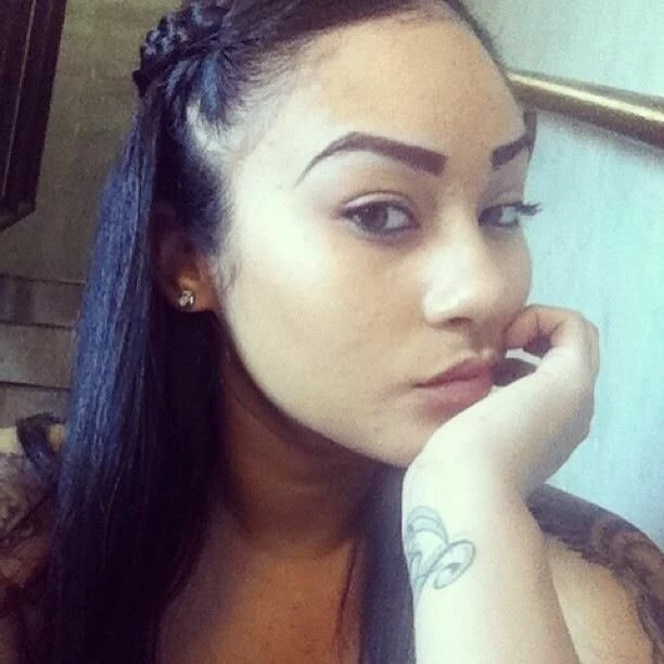 llovelybabyyy Profile image 2